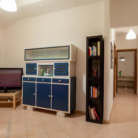 Mc - San Lorenzo Apartman Róma